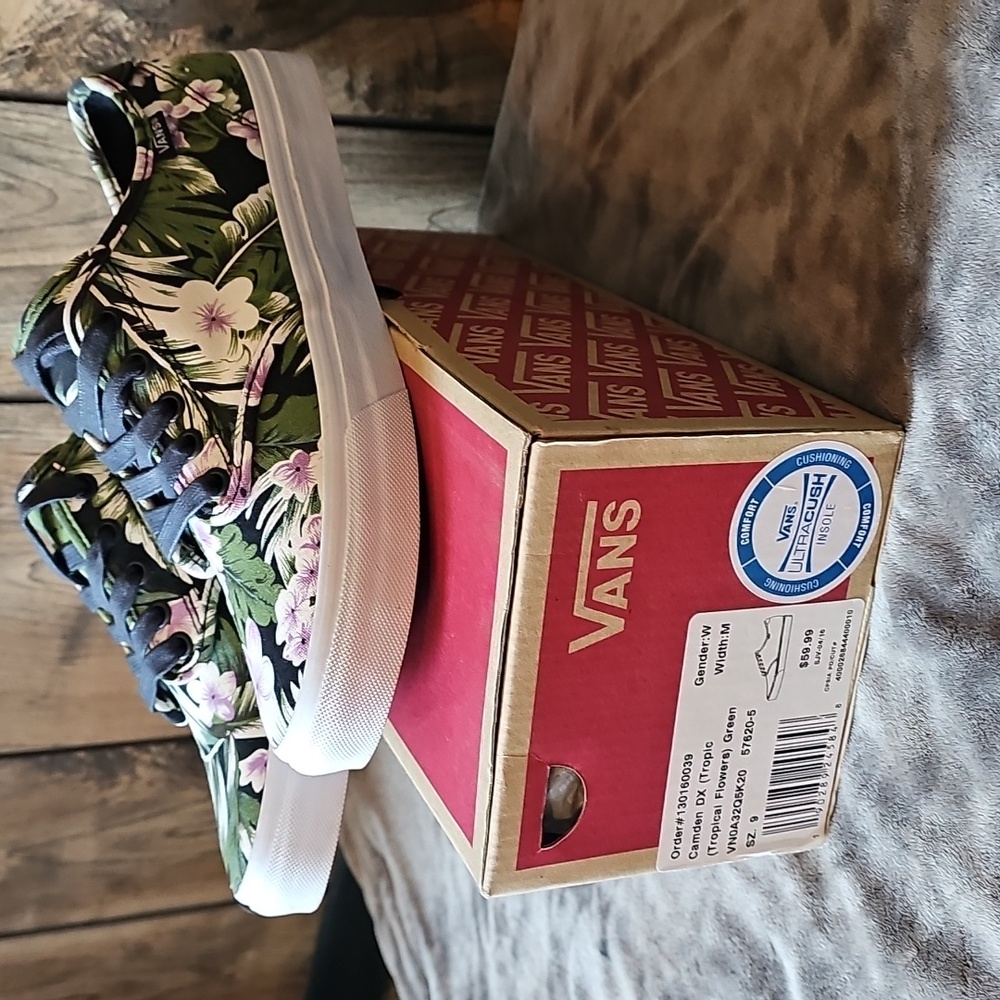 Van's